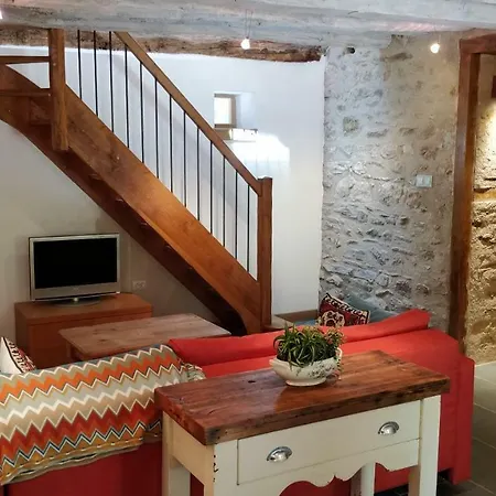 Le Du Manoir Delarue *